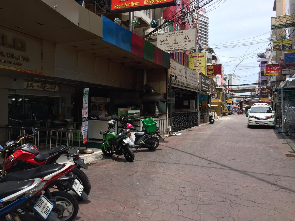 Iraqi Hotel Makkasan Exterior photo